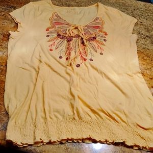 womens Mudd shirt